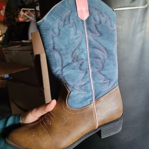 Girl cowboy boots